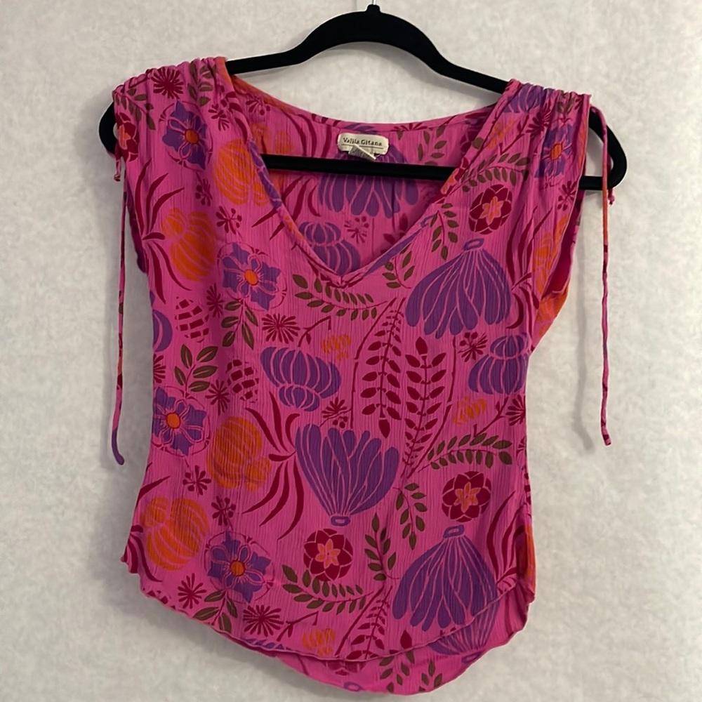 Valija Gitana Women’s flower top Medium